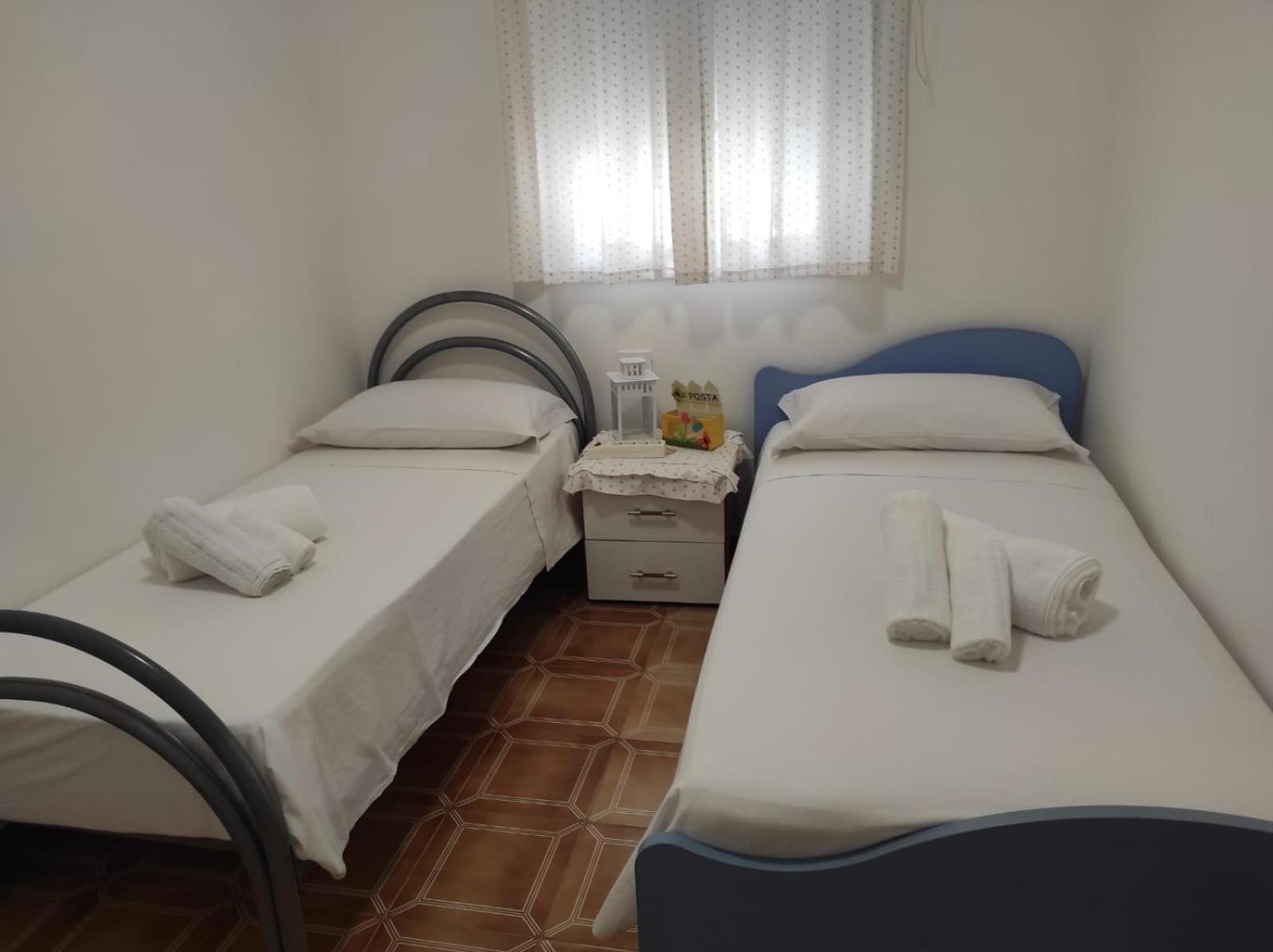 Marty'S Home - Villetta Vicino Al Mare Fontane Bianche Quarto foto